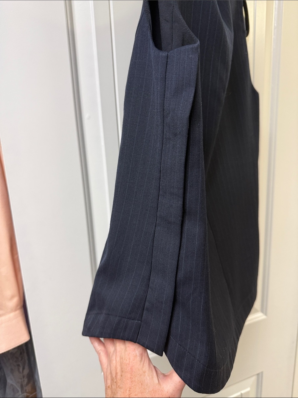 Ann Taylor Navy Pinstripe Sleeveless Shift Top - Picture 3 of 4